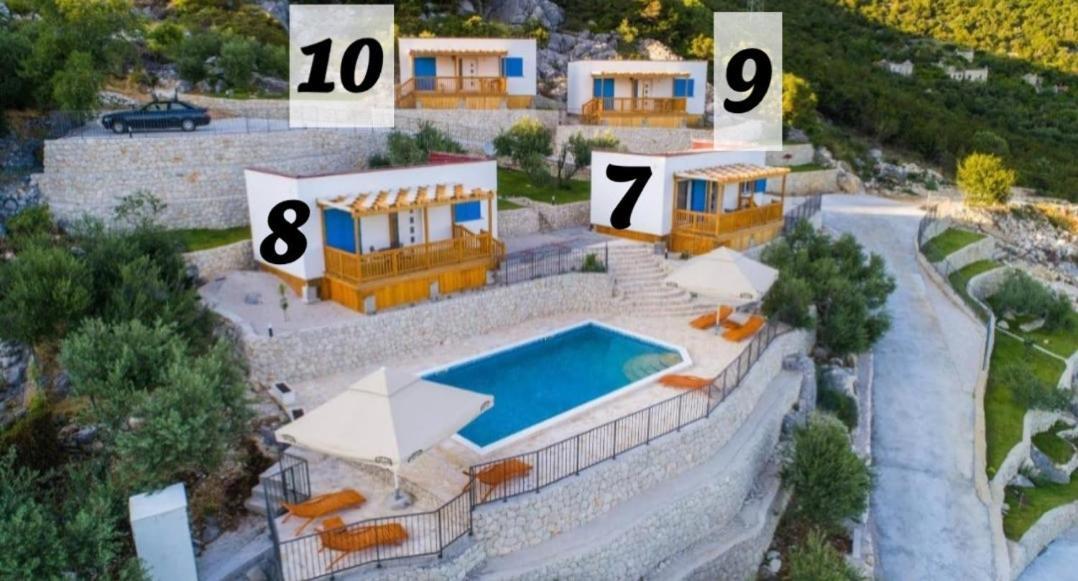Homes Grot * Gradac (Split-Dalmatia)