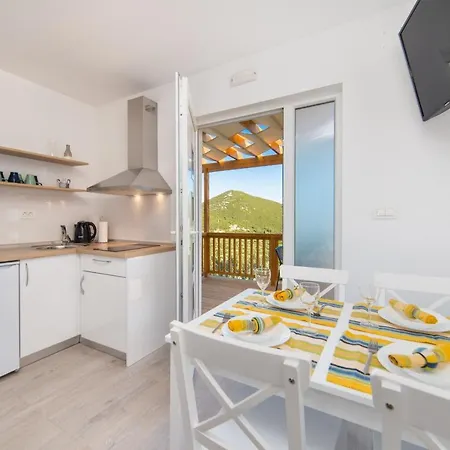 Camping Homes Grot Gradac  Zewnętrze zdjęcie